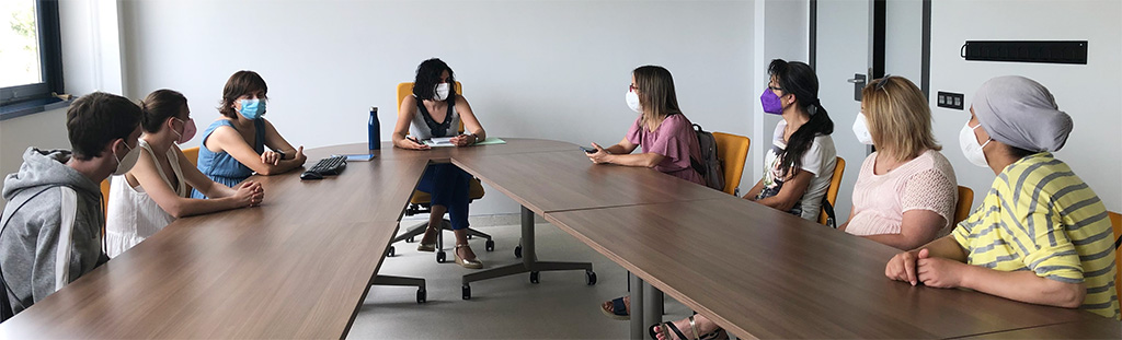 Momento de la reunión con las distintas asociaciones